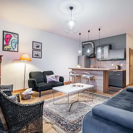 Garden Paryski * אולז'טין