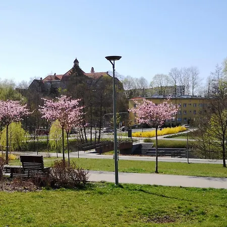 Garden Paryski Apartment